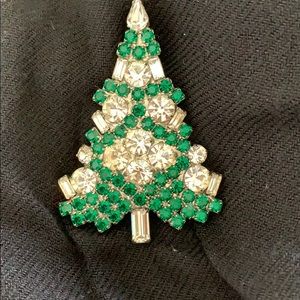 Vintage crystal Christmas Tree pin